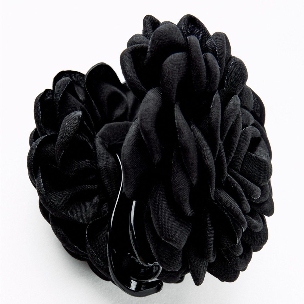Zara Black Woven Floral Hair Clip